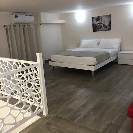 Garibaldi Station 2punto0 3*