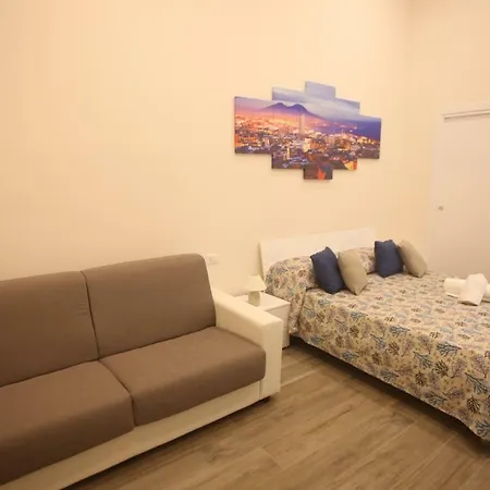 Bed and breakfast Garibaldi Station 2punto0 Nápoles