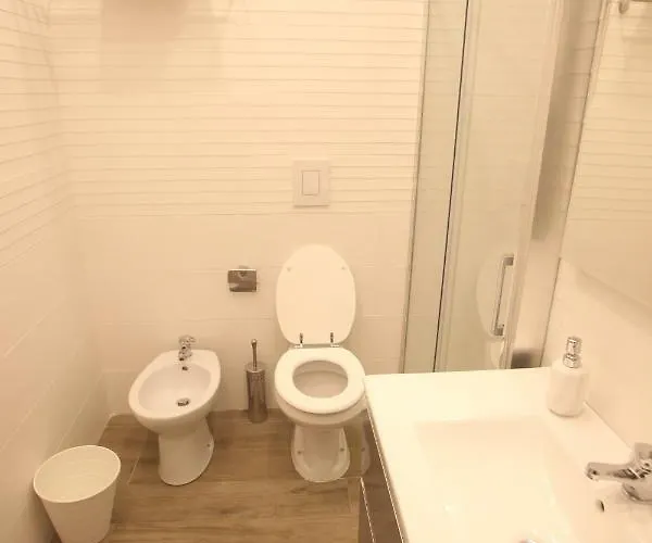 Bed and breakfast Garibaldi Station 2punto0 3*