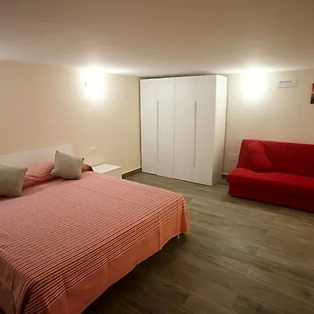 Garibaldi Station 2punto0 Bed & Breakfast 3*