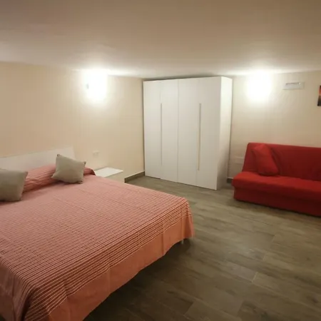 Garibaldi Station 2punto0 3* Napoli