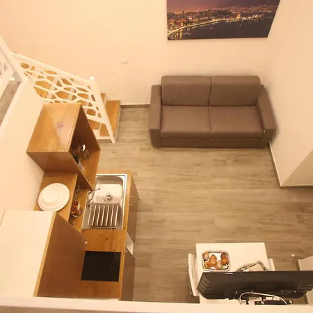 Bed and Breakfast Garibaldi Station 2punto0 *