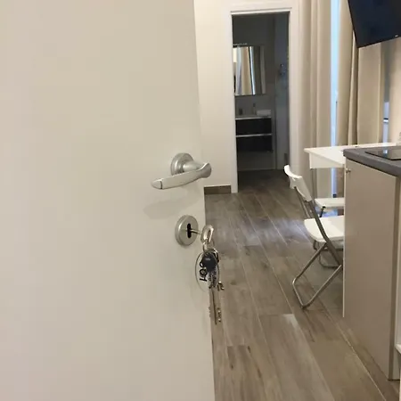 Garibaldi Station 2punto0 3*