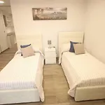 Garibaldi Station 2punto0 Bed and Breakfast