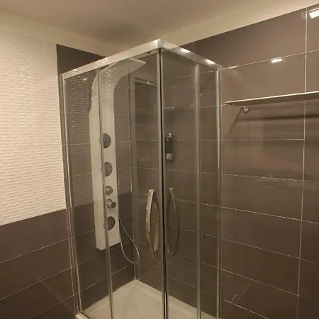 Garibaldi Station 2punto0 فندق مبيت وإفطار 3*